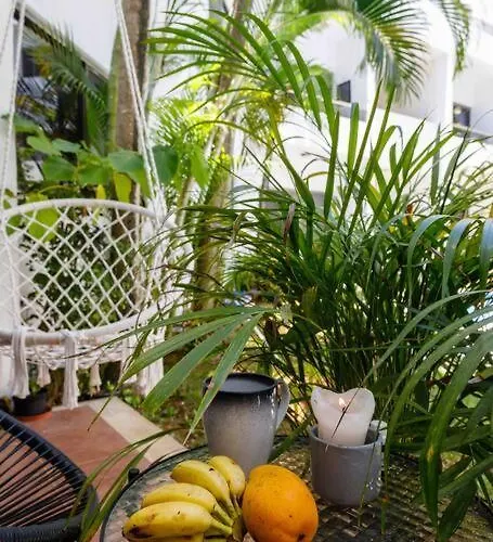 Apartament Lovely 2 Bdrm In Gated Community & Pool View