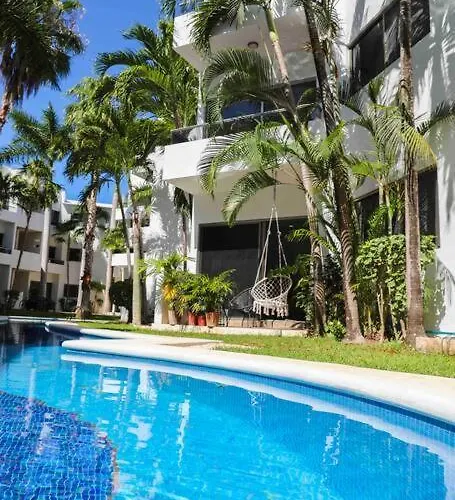 Apartament Lovely 2 Bdrm In Gated Community & Pool View Playa del Carmen
