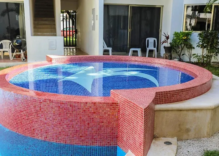 Lovely 2 Bdrm In Gated Community & Pool View *