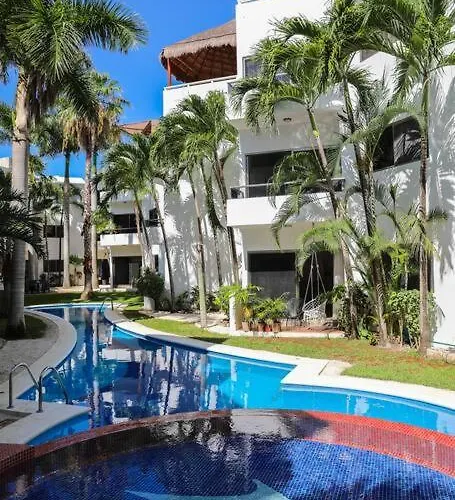 Apartament Lovely 2 Bdrm In Gated Community & Pool View