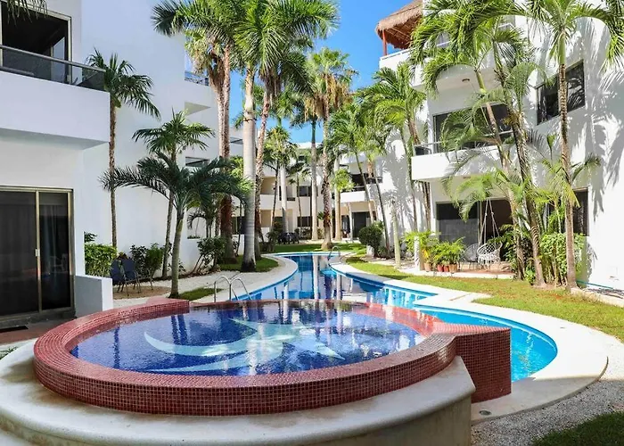 Apartament Lovely 2 Bdrm In Gated Community & Pool View